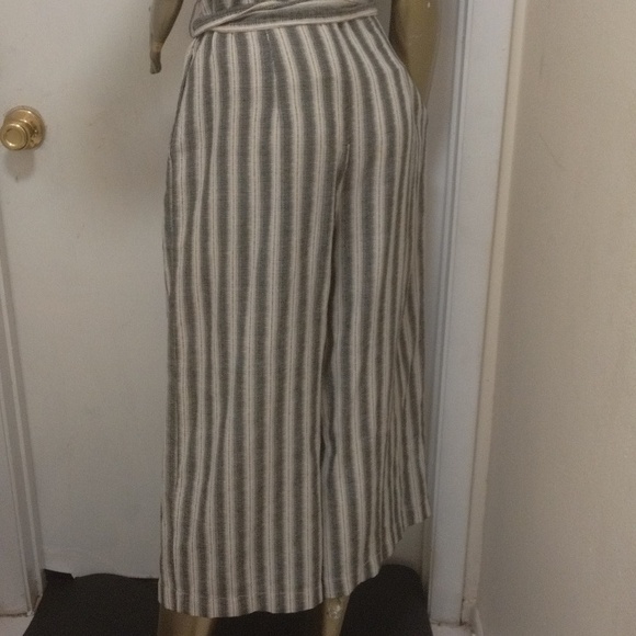 Mac studios gray and black and white striped jumpsuit with belt wide leg - Picture 11 of 13